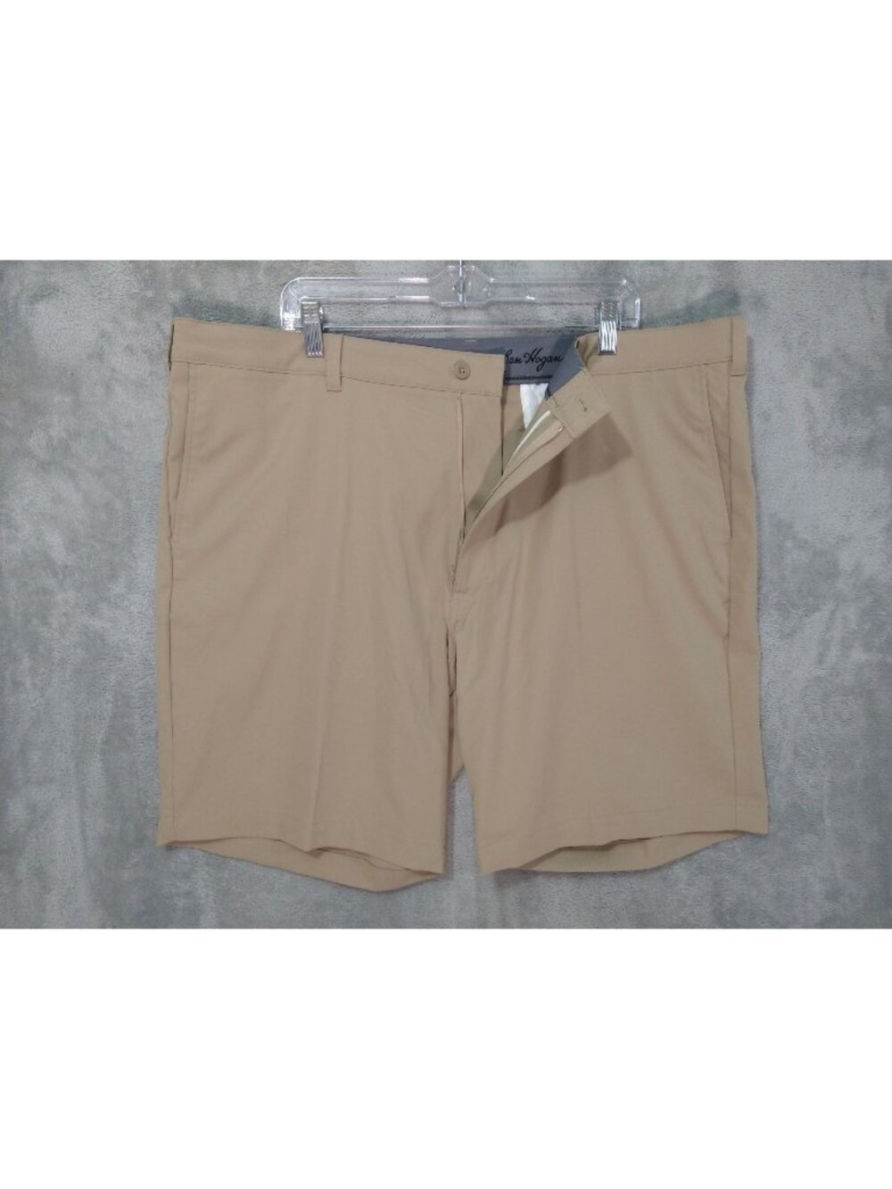 Ben Hogan Shorts Mens 44 Beige Performance Golf Stretch Flat Front High Rise